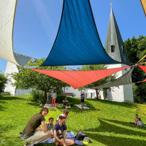 Gottesdienst auf der Kirchenwiese