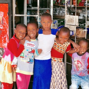 Kinder in Meru